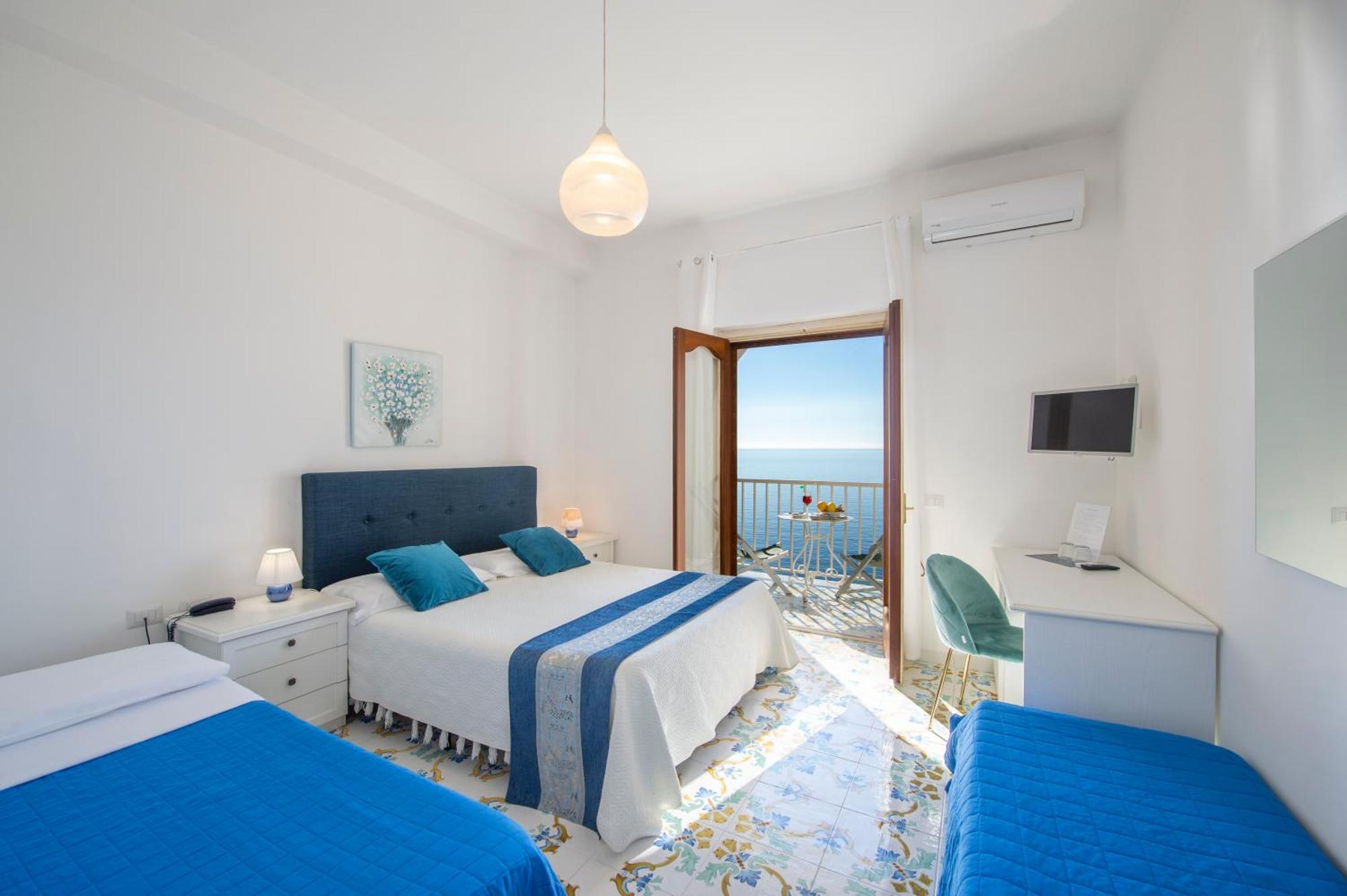Chambre Quadruple - Vue sur Mer